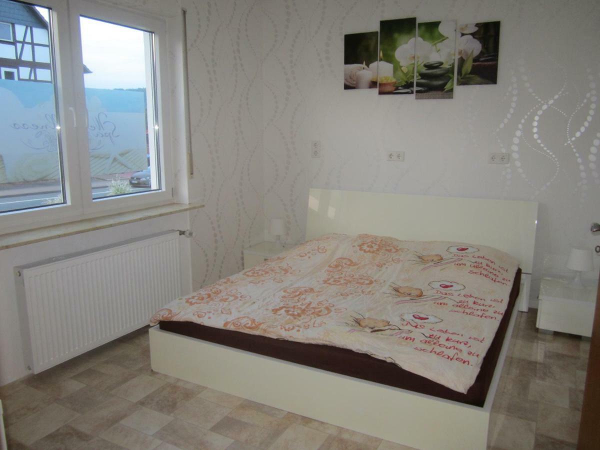Gesund-Wellness Apartment Mandern  Bagian luar foto